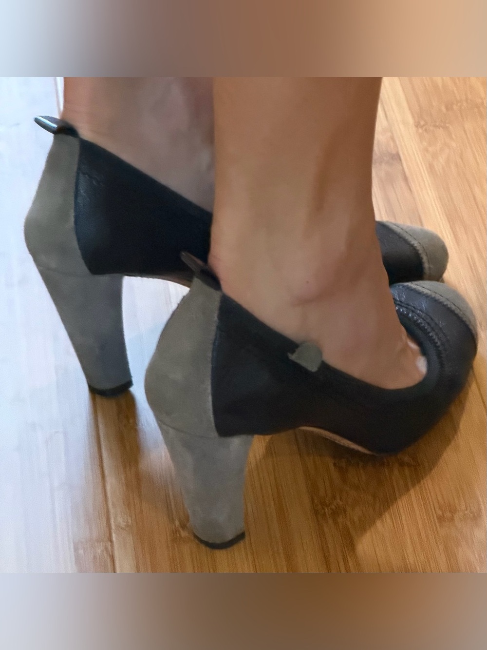 Chanel Black Leather and Gray Suede Cap-Toe Pumps size 7.5
